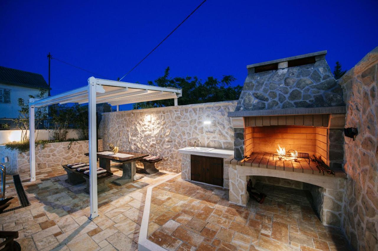 Castello Coza Zadarvillas Vila Vinjerac